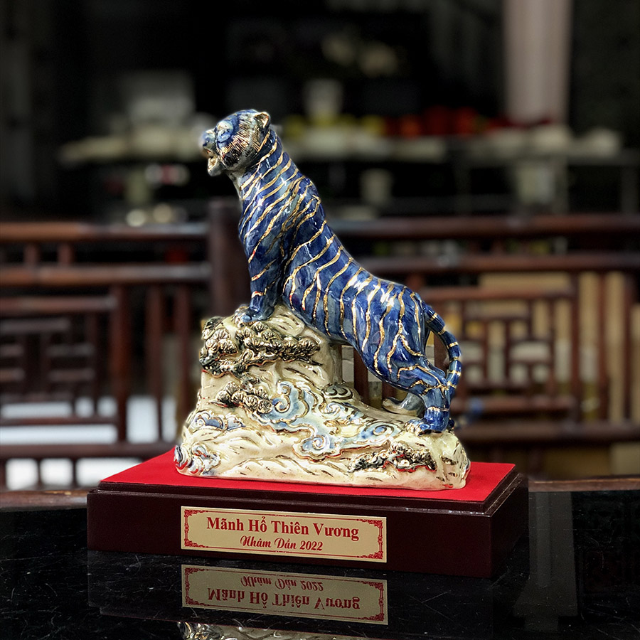 Tượng phong thủy Bích Hổ lưu ly vẽ vàng kim không cánh