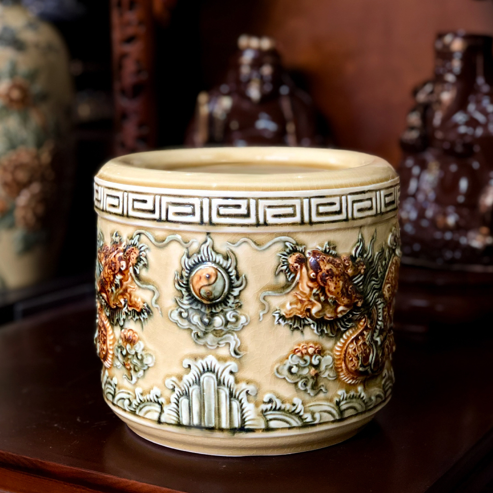 Bát hương men rnạ bóng vàng hoàng lưu ly đắp nổi