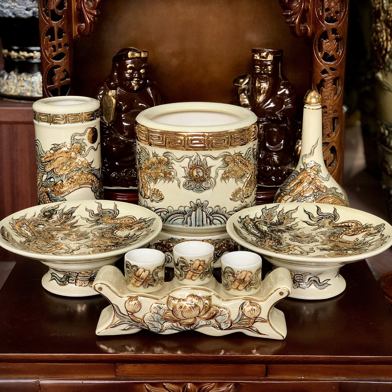 Bộ đồ thờ thần tài hanh vàng trắng tràm vẽ vàng