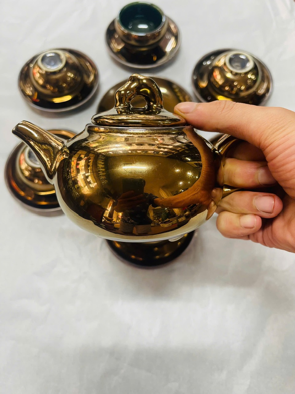 Bộ ấm chén men Hoàng Kim Sa 02