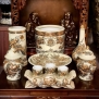 Đồ thờ cúng bằng gốm sứ ban thần tài